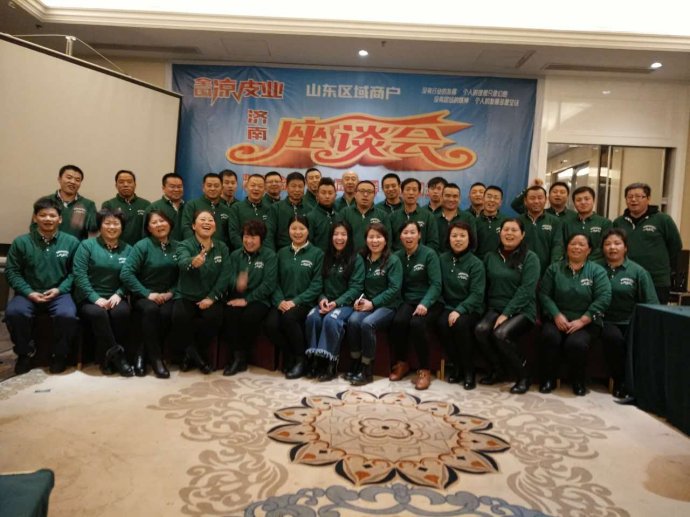 一家凉皮:滕州妹子卖凉皮人生逆袭的励志故事