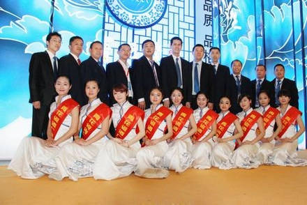 北京青花瓷酒业绚丽绽放2013春季糖酒会