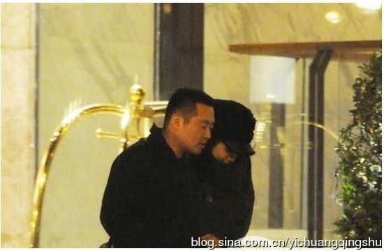 孔令辉夜会新欢